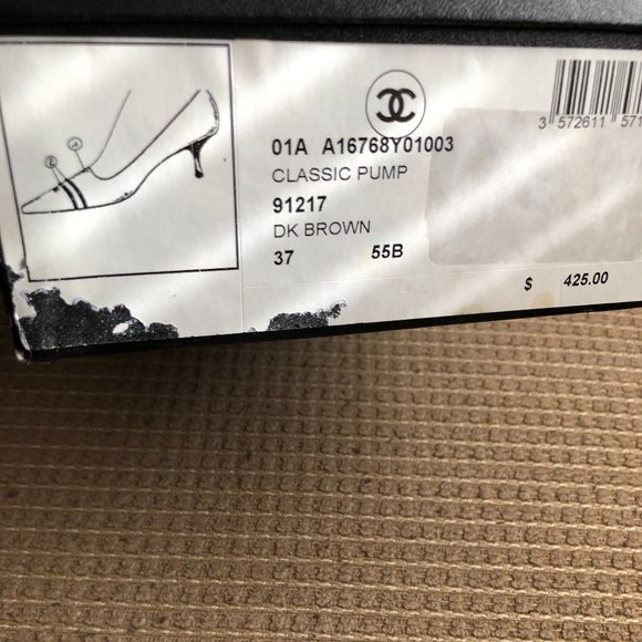 Chanel Women's Dark Brown Classic Pumps . - Picture 15 of 15